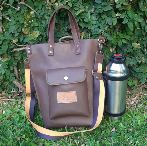 Bolso Matero con bolsillo y correa