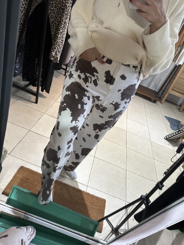 Pantalón Cow en internet