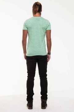Camiseta Básica Masculina Manhood Rayas Y Verde na internet