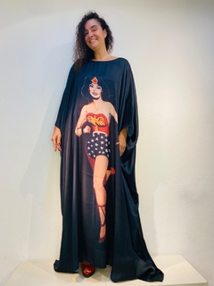 Imagem do Vestido Maxi Longo Cetim Mulher Maravilha Preto