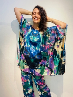Camiseta Maxi Cetim Joan Azul