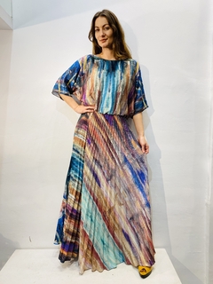 Vestido Morcego Saia Plissada Crepe Munch na internet