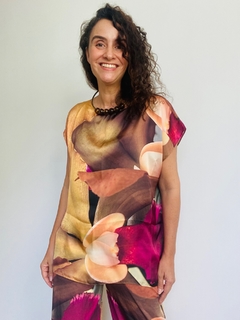 Image of Camiseta Kaftan Cetim Orquidea Amarelo
