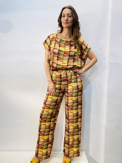 Calça Reta Jersey Macarron na internet