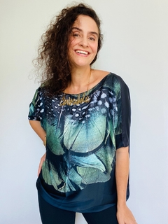 Camiseta Morcego Cetim Pluma Verde - comprar online