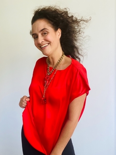 Camiseta Kaftan Cetim Vermelho - ALESSA