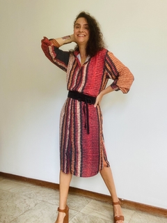 Vestido Chemise Curto Crepe Tapete listras - ALESSA