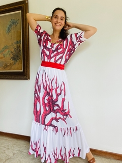 Vestido Morcego Babado Longo Crepe Coral on internet