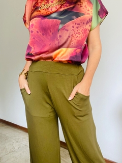 Calça Reta Malha Oliva - buy online