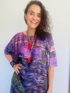Camiseta Morcego Cetim Monet Lilás na internet