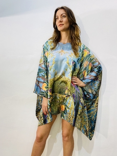 Camiseta Maxi Cetim Arara Verde