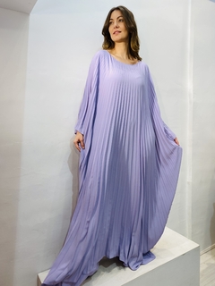 Vestido Plissado Longo Crepe Lavanda na internet