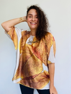 Camiseta Morcego Cetim Folhas Douradas - buy online