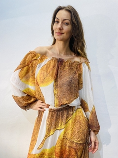 Camiseta Bufante Chiffon Folhas Douradas - buy online