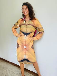 Image of Vestido Chemise Curto Crepe Orquídea Amarelo