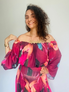 Blusa Cigana Manga Sino Crepe Vermelho na internet