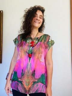 Camiseta Kaftan Cetim Porta Bandeira - ALESSA