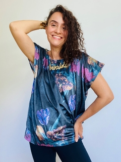Camiseta Kaftan Veludo Tulipa Preto - loja online