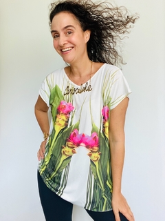Camiseta Kaftan V Jersey Folhagem