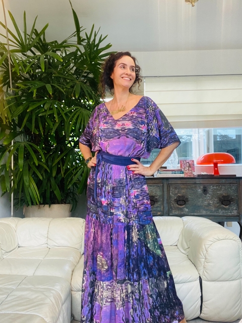 Vestido Babados Longo Crepe Monet Lilás