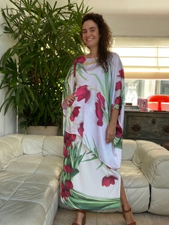 Imagem do Camiseta Maxi Cetim Tulipa Vermelha