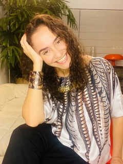 Camiseta Morcego Cetim Faisão Branco