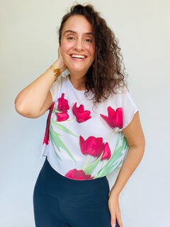 Camiseta Cropped Tulipas