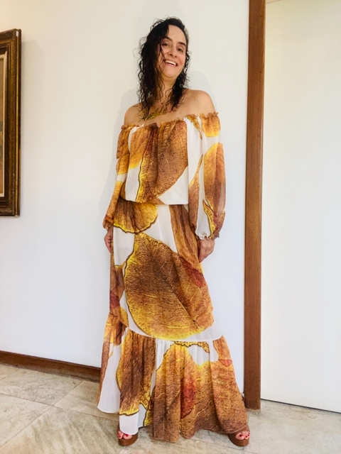 Vestido Bufante Longo Chiffon Folhas Douradas