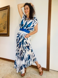 Camiseta Kaftan Cetim Concha Azul on internet