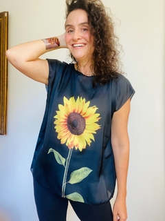 Image of Camiseta Kaftan Cetim Girassol