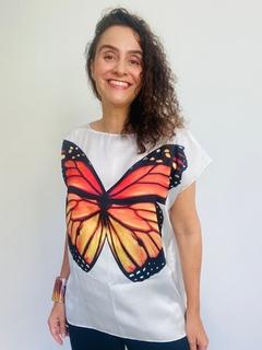Camiseta Kaftan Cetim Farfale na internet