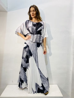Vestido Morcego Saia Plissada Crepe Arquitetura - comprar online
