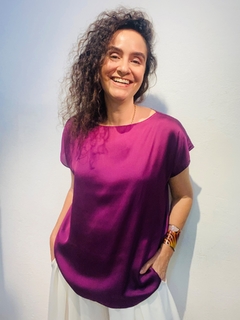 Camiseta Kaftan Cetim Beringela - comprar online