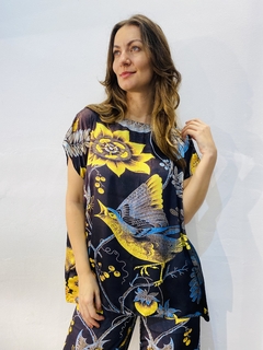 Camiseta Kaftan Cetim Passaro Azul na internet
