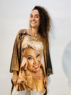 Camiseta Maxi Cetim Alcione Dourada - ALESSA