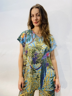 Camiseta Kaftan Jersey Arara Verde na internet