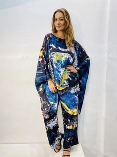Camiseta Maxi Cetim Mundo - buy online
