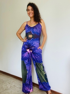 Macacão Alcinha Calça Reta Orquídea Roxo na internet