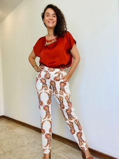 Calça Alfaiataria Neoprene Leopardos na internet