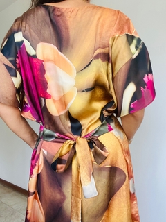 Image of Vestido Asa Curto Cetim Orquídea Amarelo