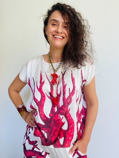 Camiseta Kaftan Cetim Coral - ALESSA