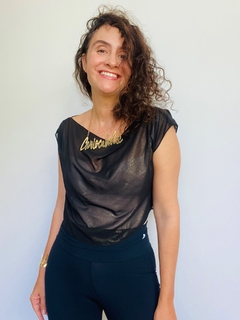 Camiseta Cropped Chiffon Preto com Dourado - comprar online