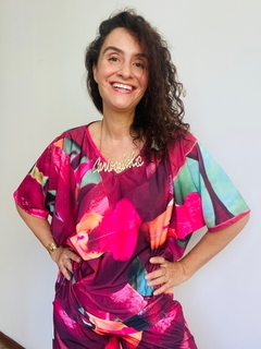 Camiseta Morcego V Jersey Orquídea Vermelho - ALESSA