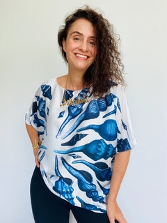 Camiseta Morcego Cetim Concha Azul na internet
