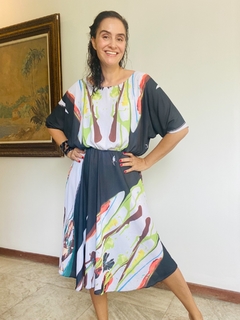 Vestido Morcego Saia Evasê Crepe Ganesha - comprar online