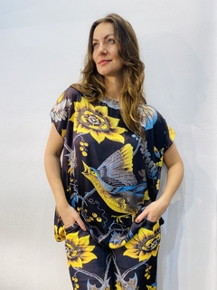Camiseta Kaftan Cetim Passaro Azul