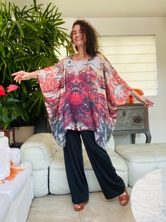 Camiseta Maxi Cetim Monet Vermelho - comprar online