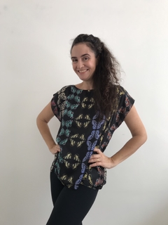 Camiseta Kaftan Cetim Borboleta Preta Listra 