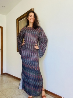 Vestido Manga Sino Longo Listras Vinho