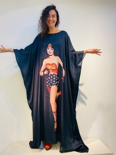 Vestido Maxi Longo Cetim Mulher Maravilha Preto - loja online